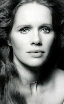 Liv Ullmann